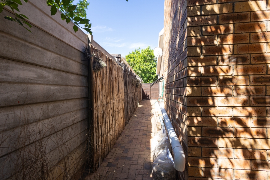 4 Bedroom Property for Sale in Sonstraal Heights Western Cape